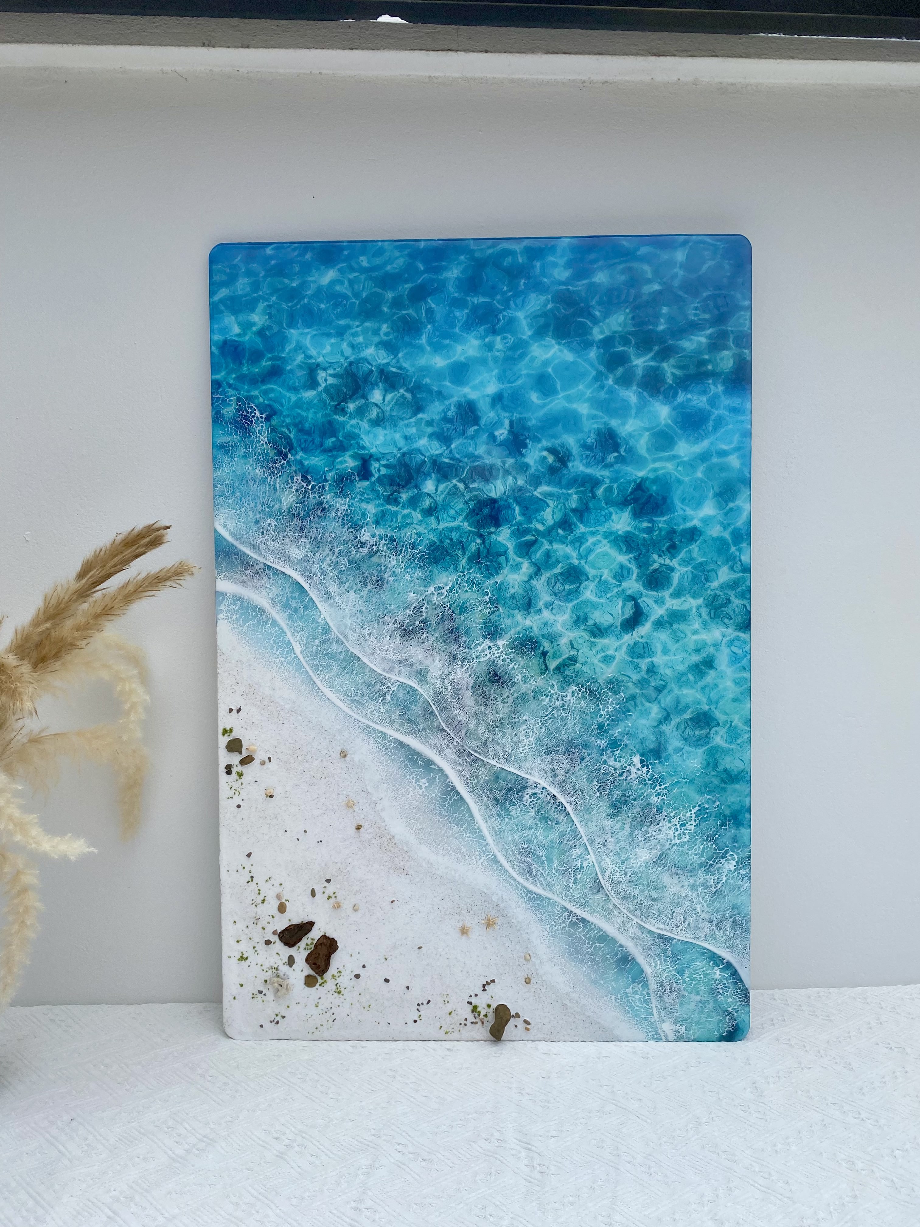 3D Epoxy Resin Ocean Art – Crystal Clear Waves on a Sandy Shore